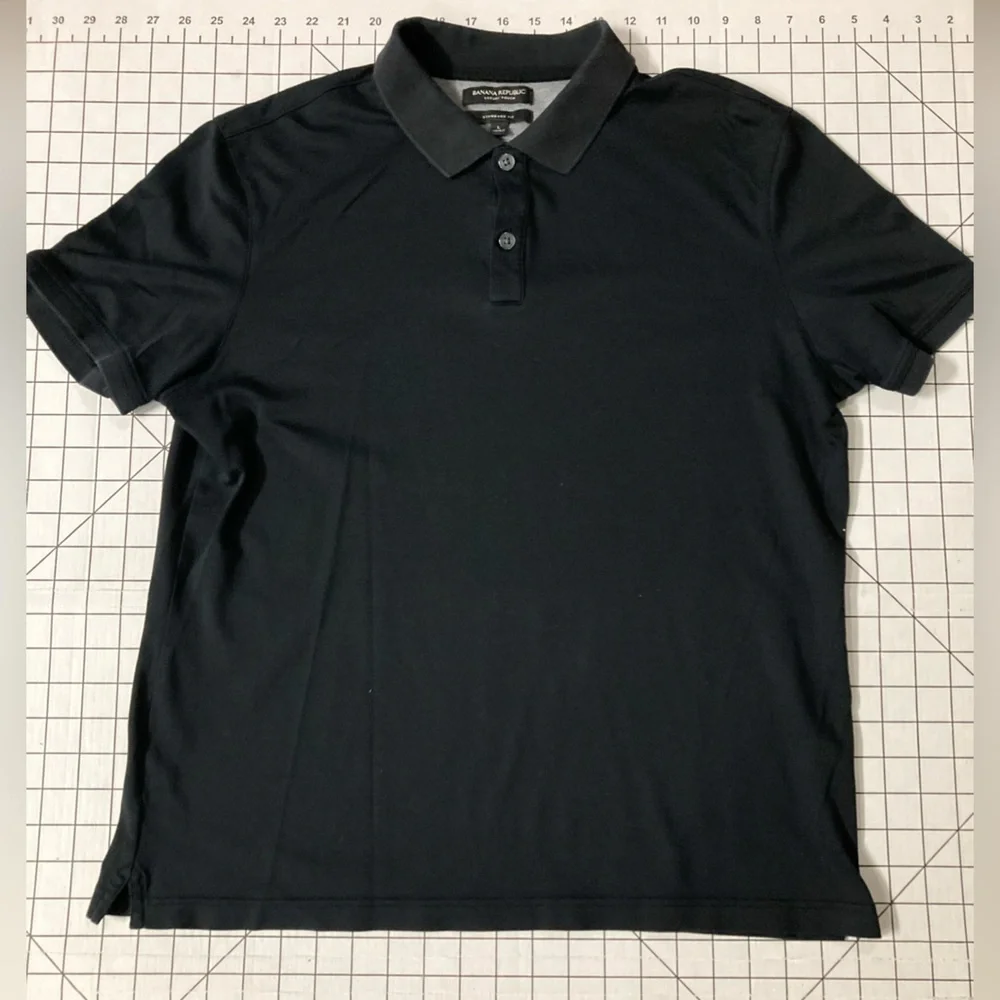 Banana Republic Luxury Touch Men’s Large Black Standard Fit Polo Shirt